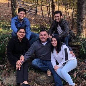 Meet your Posher, Ivan